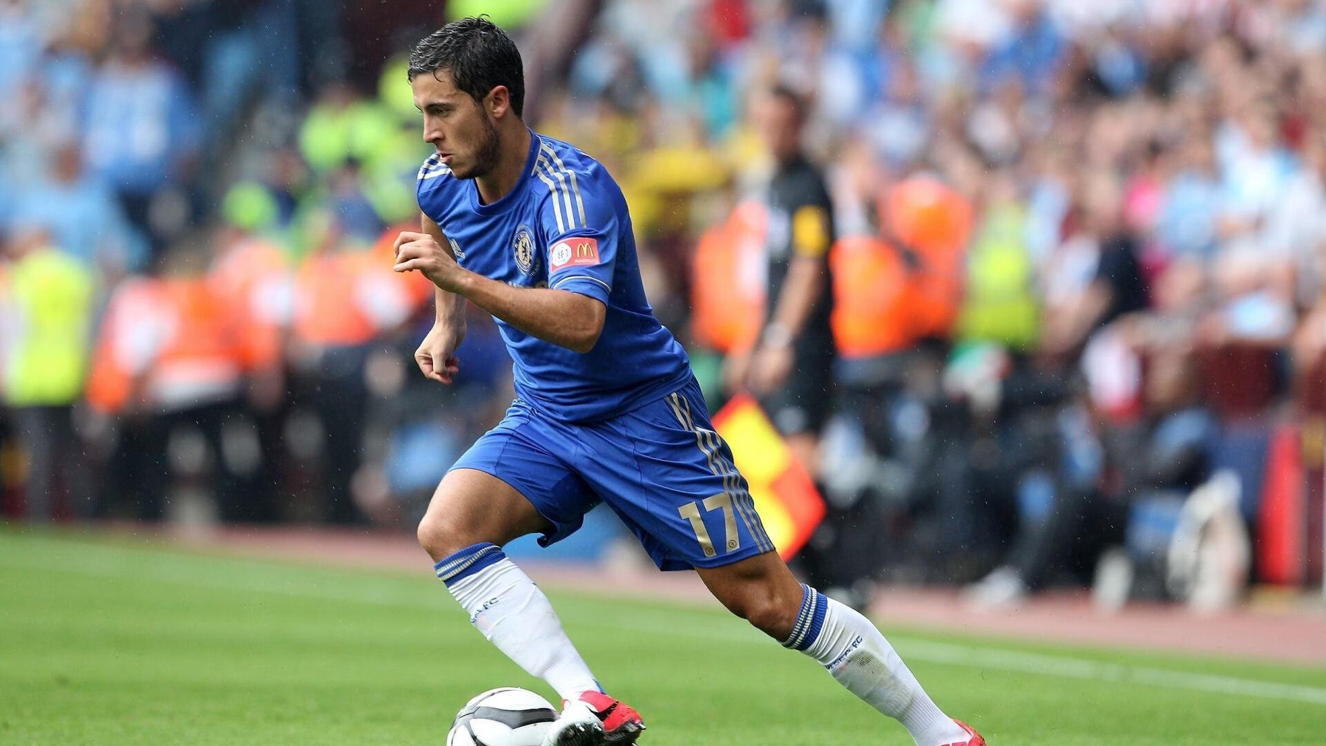 爱游戏体育注册-又见绝平！武汉三镇与那不勒斯鏖战至终场，浓眉读秒救主